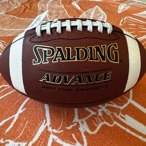 Spalding Advance Soft Tack Composite Football